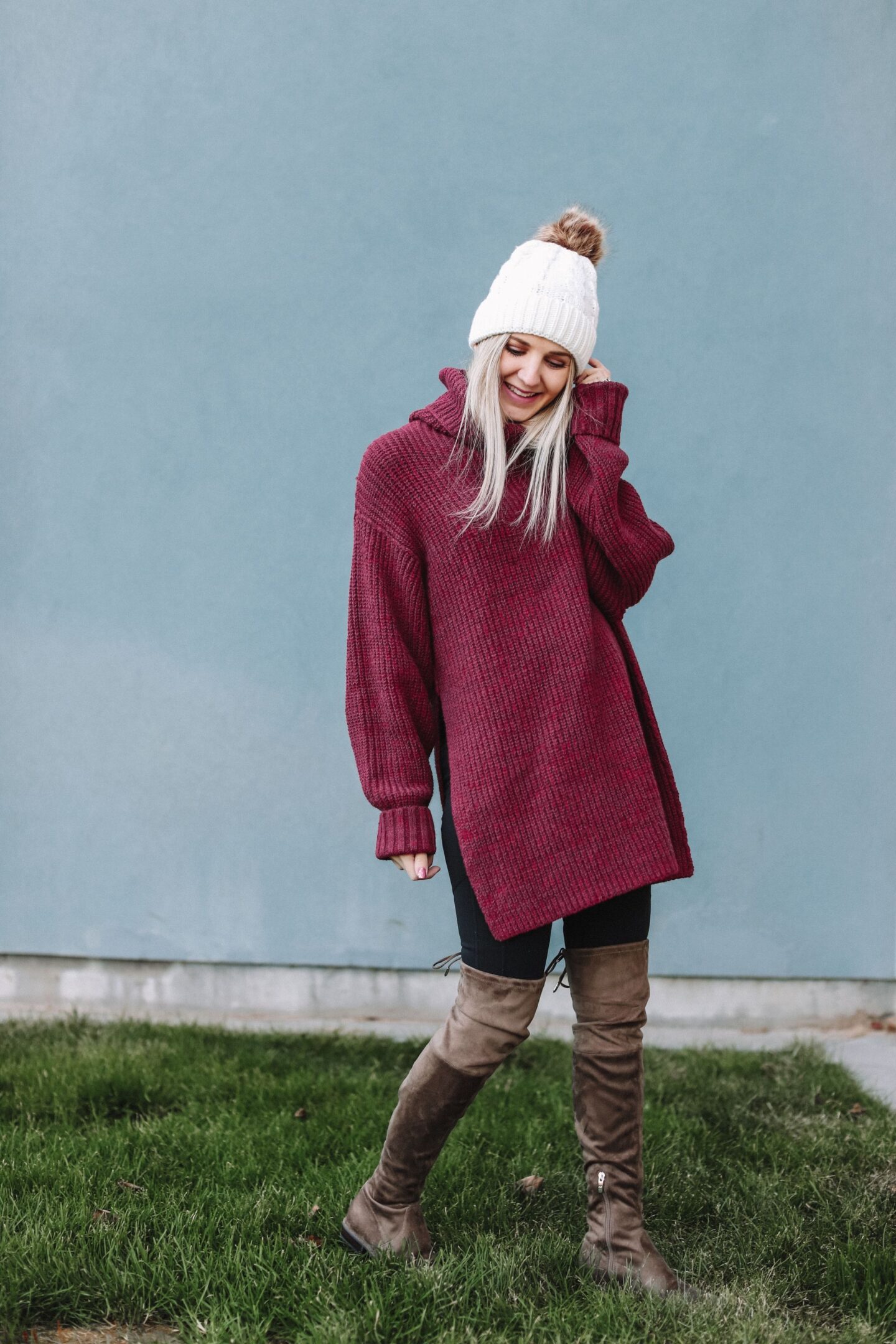 free people sweater dress, styling a faux fur beanie, otk boots, over the knee boots, black leggings for winter eBay style , HappeningOneBay
